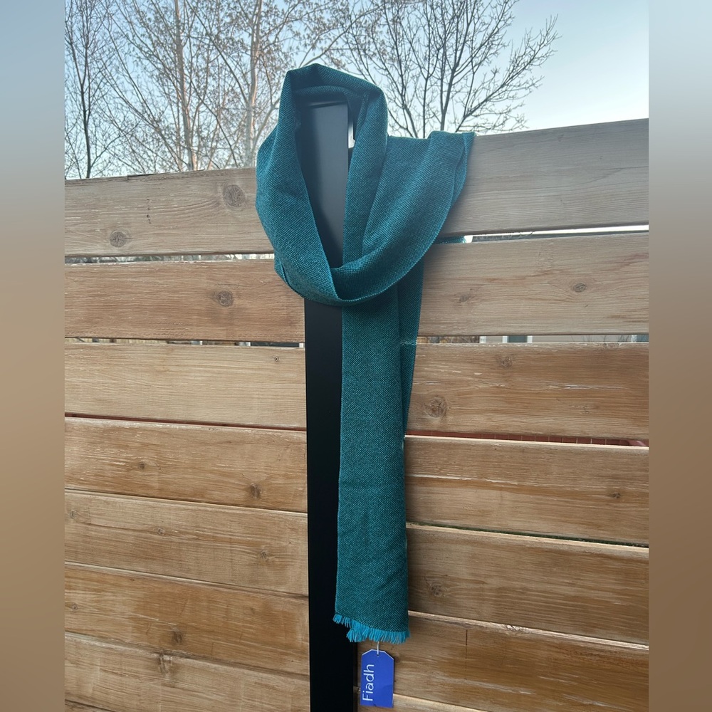 100% Lambswool Scarf Teal Ireland Woven Fringe Soft Cozy Winter Wrap